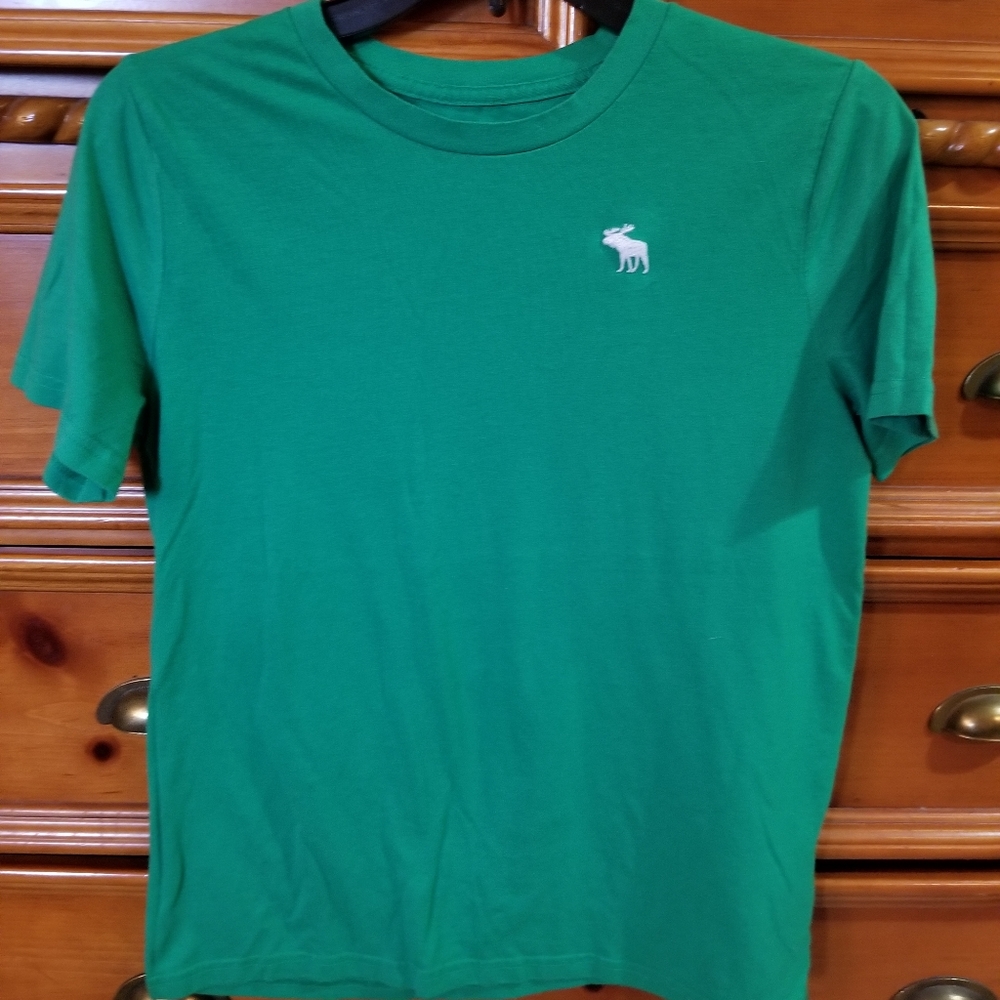 Boys Abercrombie tshirt